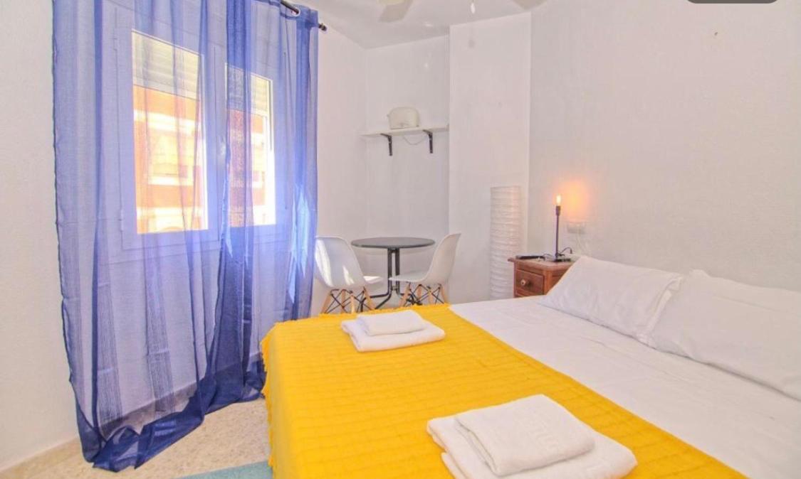 Low Cost Rooms Malaga River Eksteriør bilde