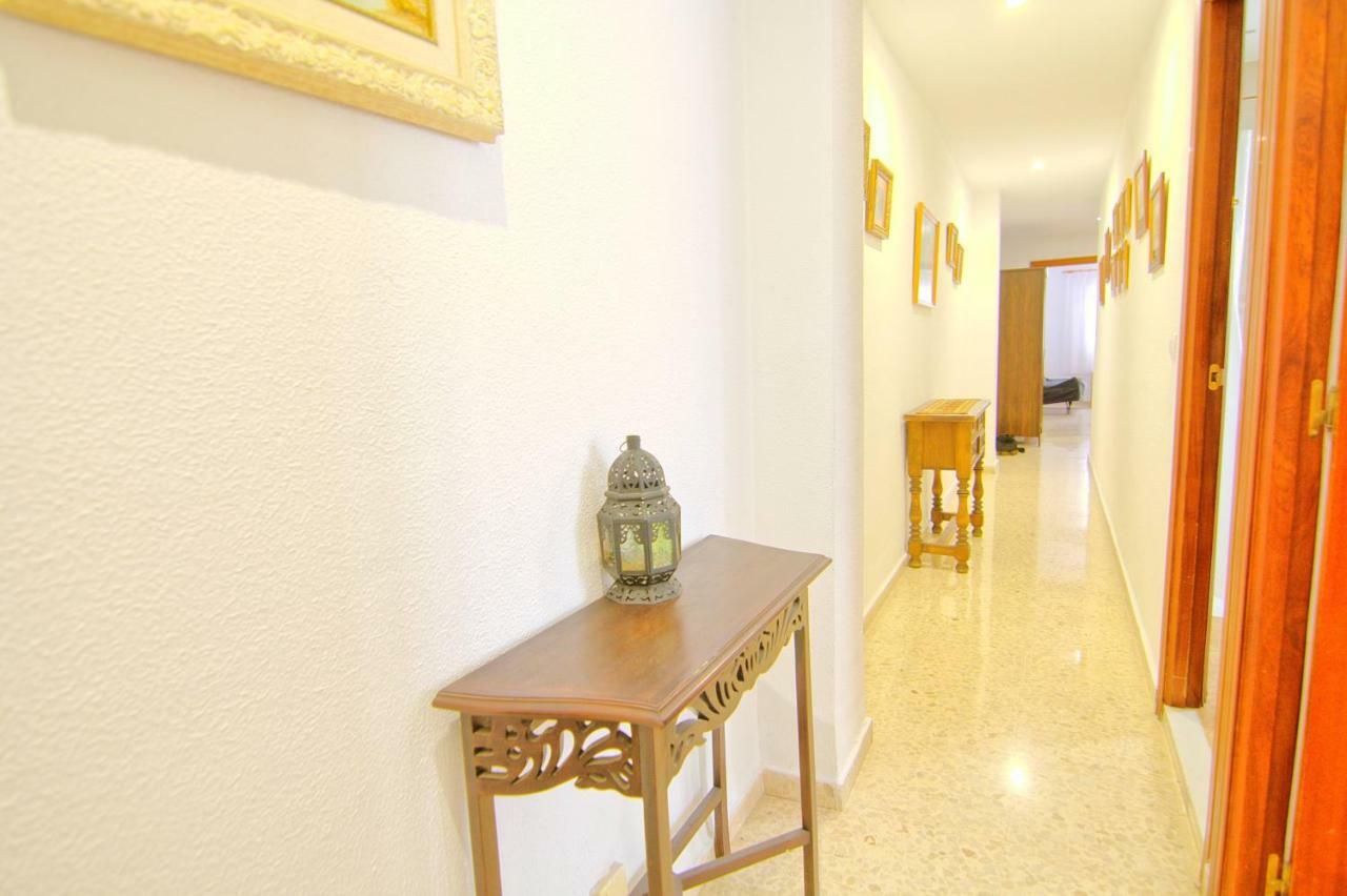 Low Cost Rooms Malaga River Eksteriør bilde